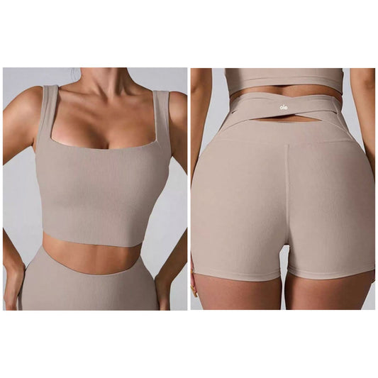 Alo Set - Shorts and Crop Top