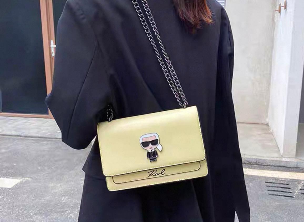 Karl Chain Crossbody bag